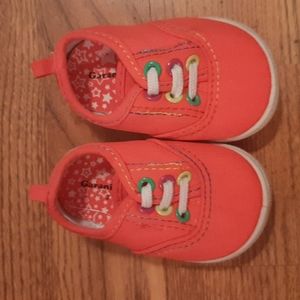 Infant canvas shoes size 2